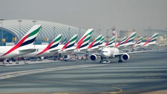 LATAM Brasil y Emirates firman código compartido