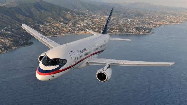 Air France podría incorporar hasta 25 SSJ100