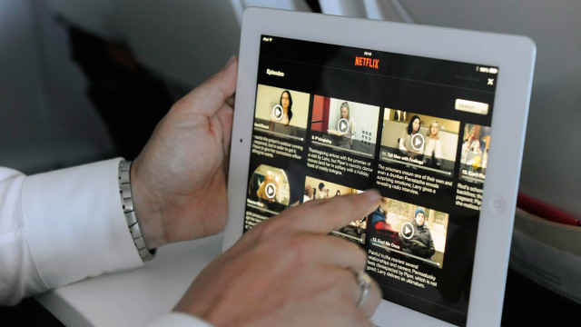 Aeromexico ofrecerá Netflix abordo de sus aeronaves con Wifi.
